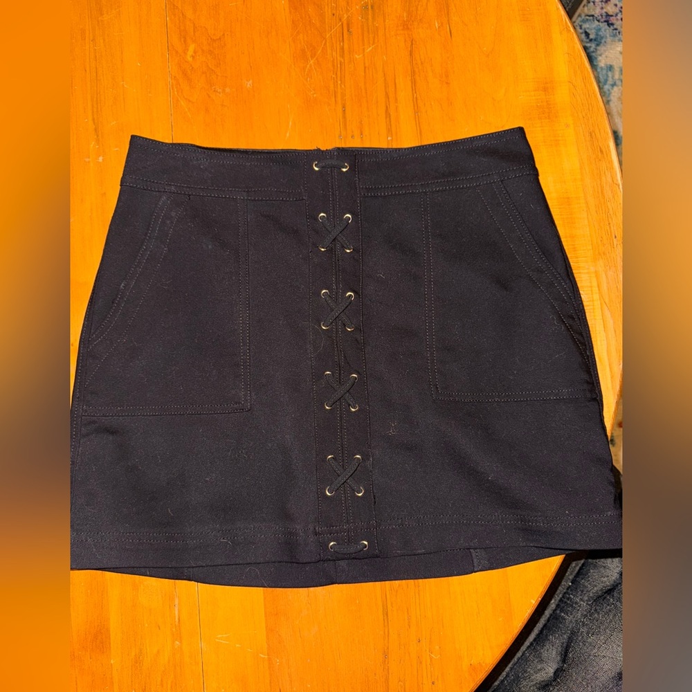 EXPRESS Black Mini Skirt Size8